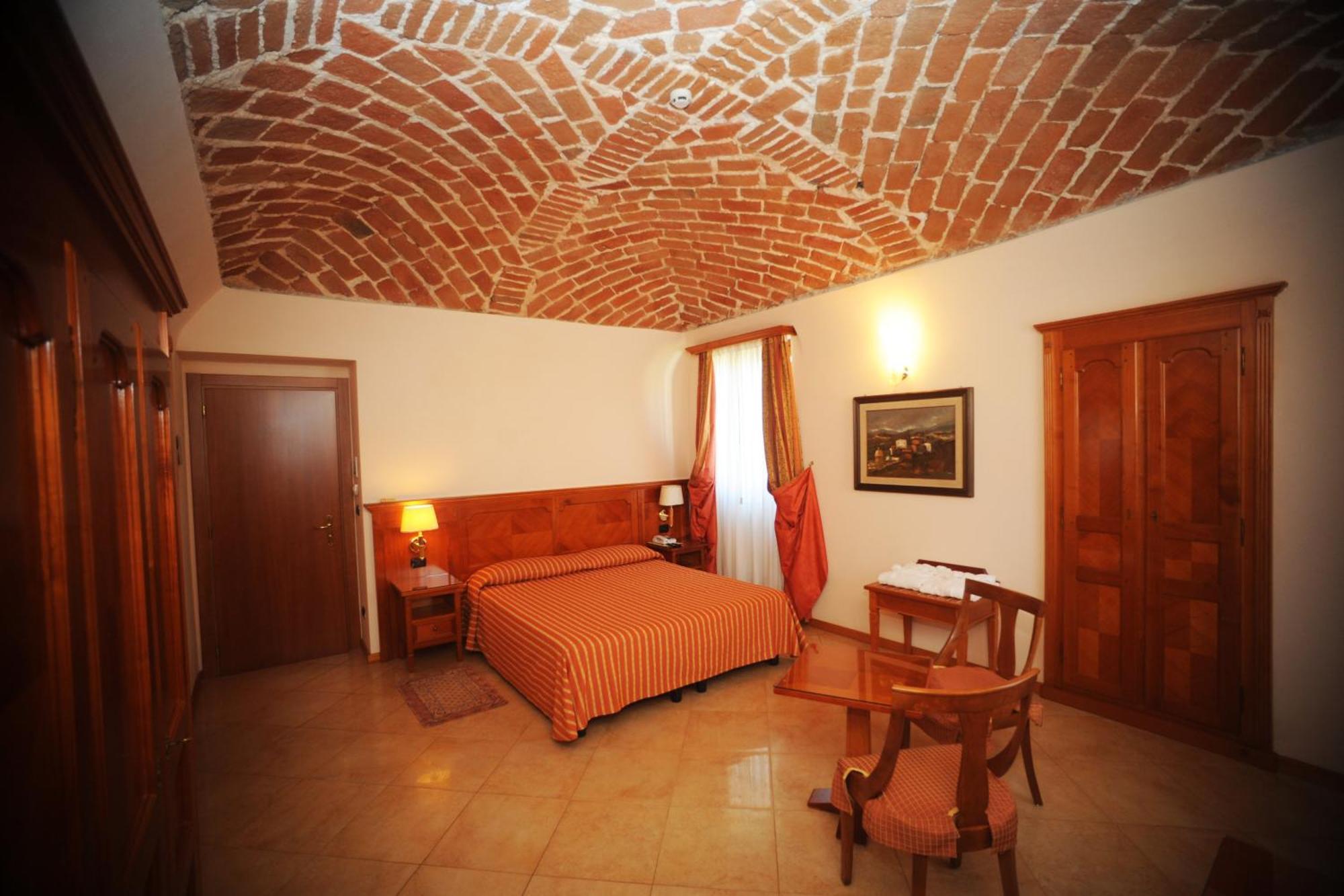 Hotel Acqui & Centro Benessere Acqui Terme Dış mekan fotoğraf