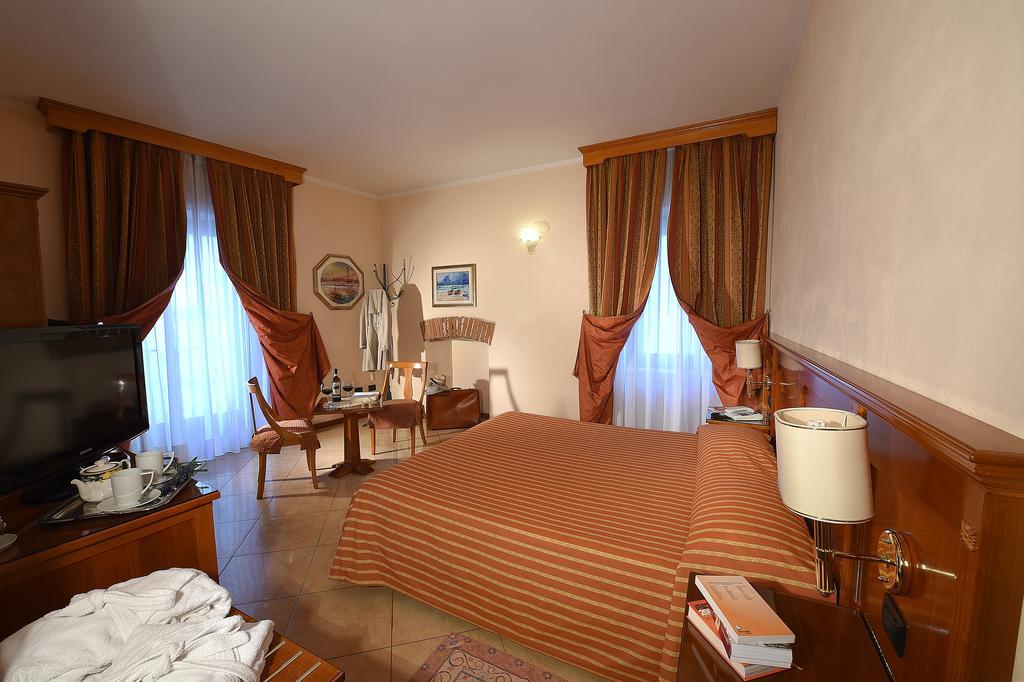 Hotel Acqui & Centro Benessere Acqui Terme Dış mekan fotoğraf