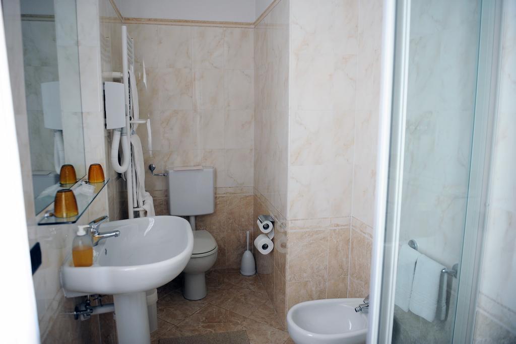 Hotel Acqui & Centro Benessere Acqui Terme Dış mekan fotoğraf